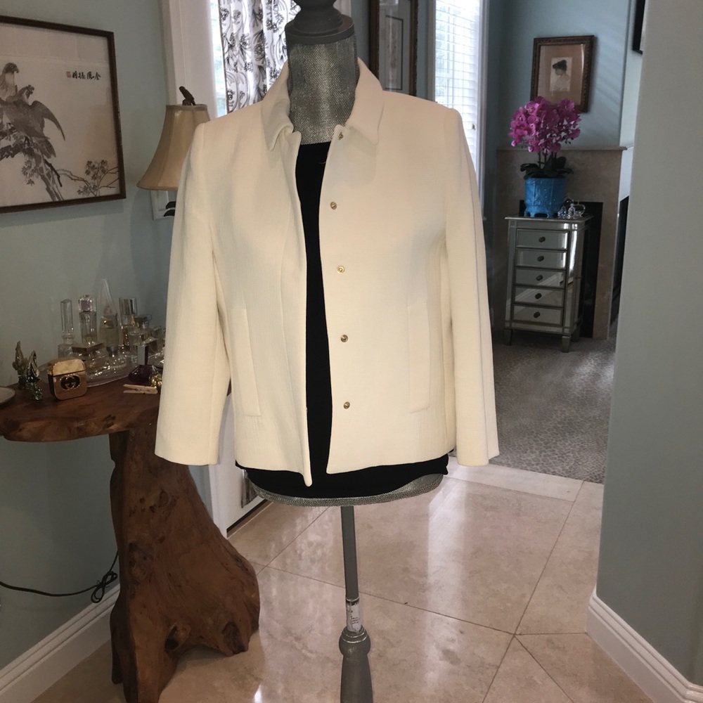 Pristine White Jacket - image 4